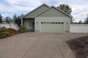 featured image of 3406 Nw Essex Ct