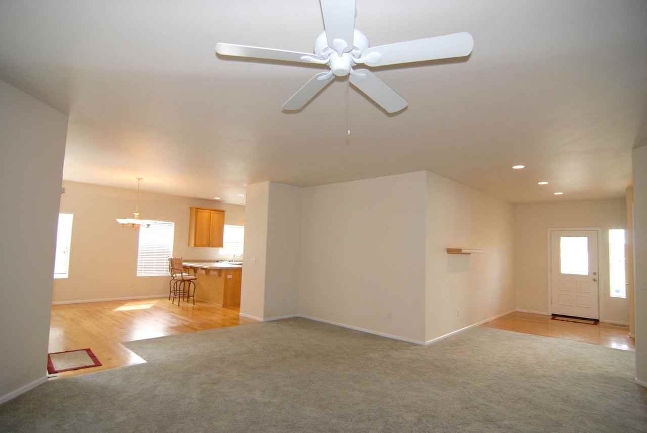 3406 Nw Essex Ct - Photo 6 of 31