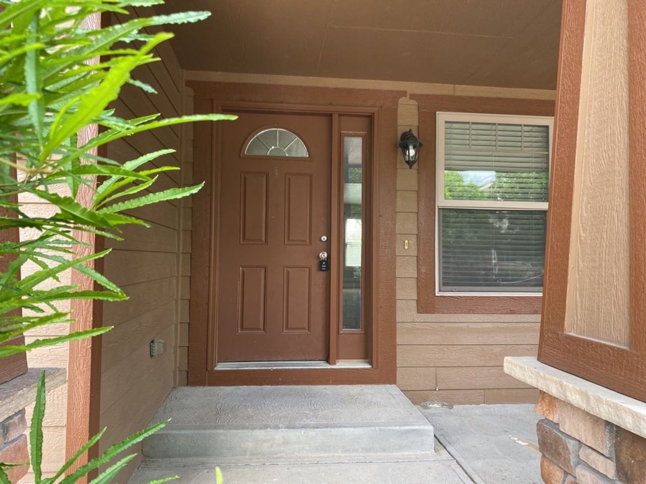 2238 Forecastle Dr - Photo 4 of 50