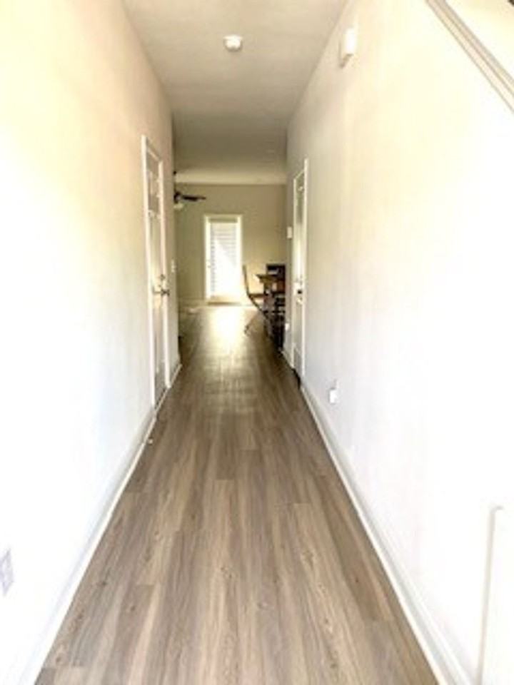 7578 Shadow Lake Dr - Photo 3 of 31