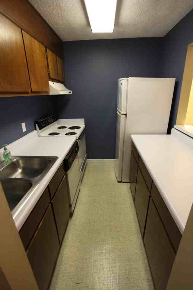 168 East University Drive #L105 - Photo 2 of 7