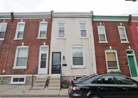 featured image of 3881A Manor St