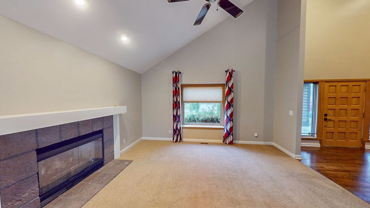 5790 Rushwood Dr - Photo 5 of 50