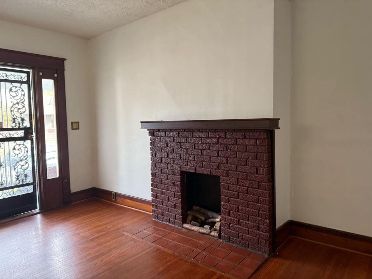 1846 W Kentucky St - Photo 6 of 7
