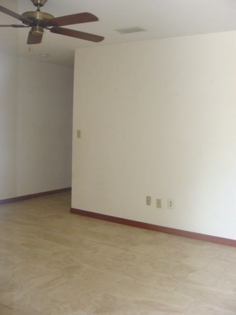 407 North Fowler Drive - Photo 6 of 20