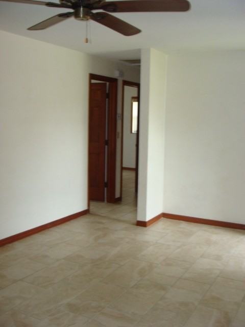 407 North Fowler Drive - Photo 7 of 20