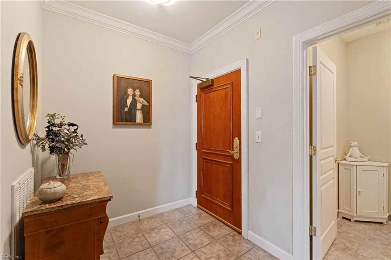 303 Brooke Ave #205 - Photo 4 of 31