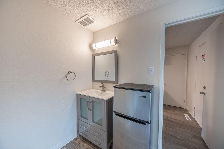 1000 Harvard Way - Photo 6 of 10