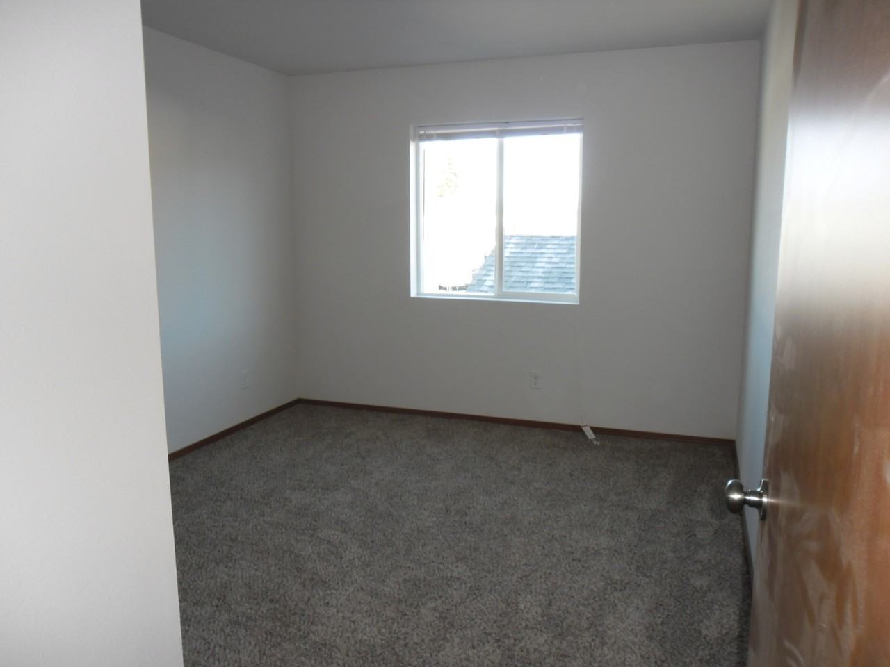 THE FAIRGROUND APARTMENTS-BLDG A - Photo 4 of 25