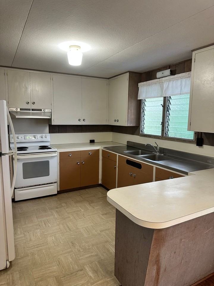 2050 Liliha St #A - Photo 2 of 45