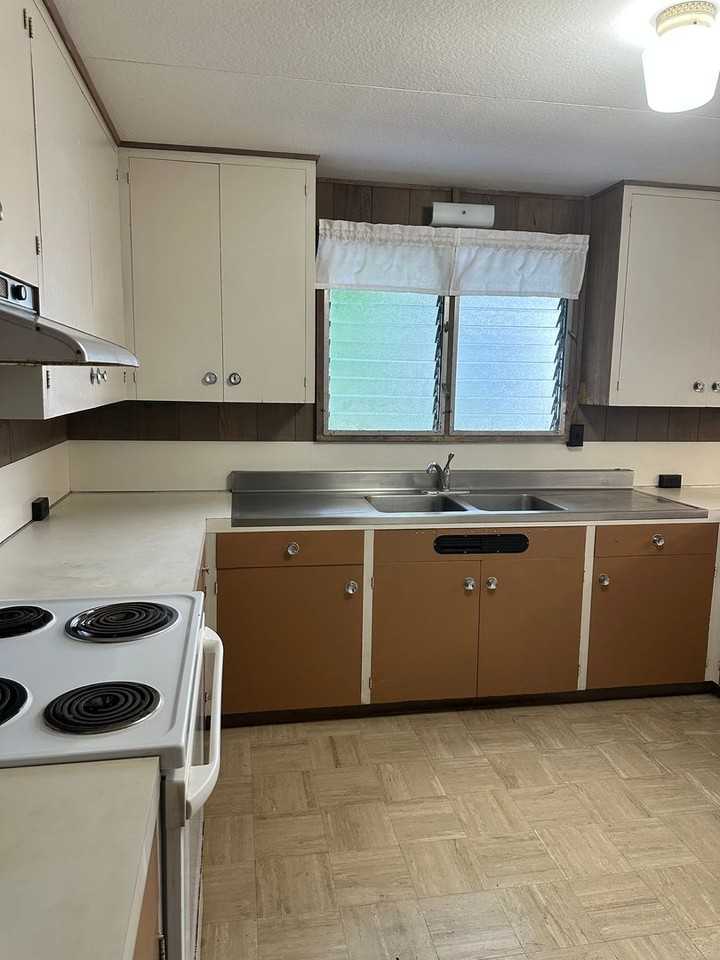 2050 Liliha St #A - Photo 7 of 45