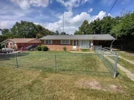 5312 N Sumac Cir - Photo 1 of 1