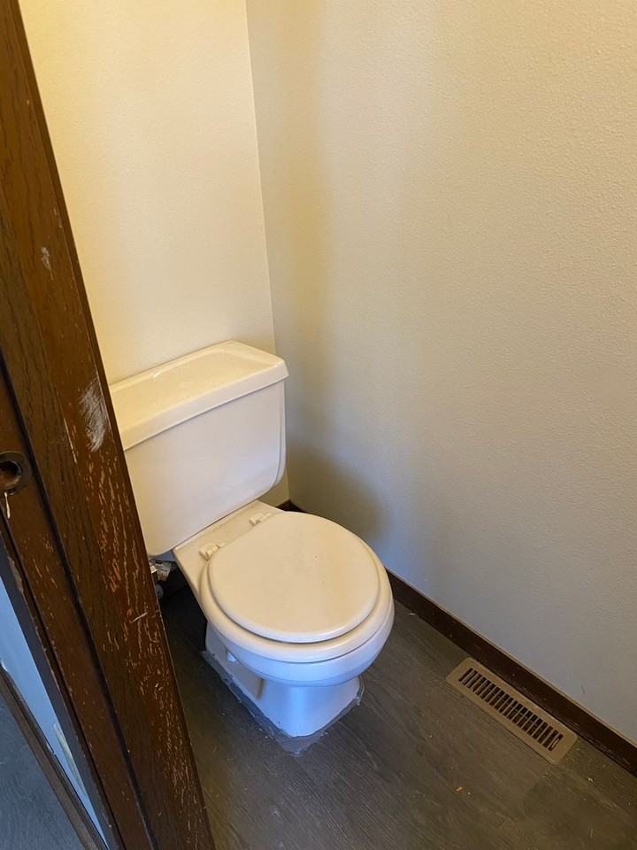 2409 Shady Glen Ct - Photo 7 of 29