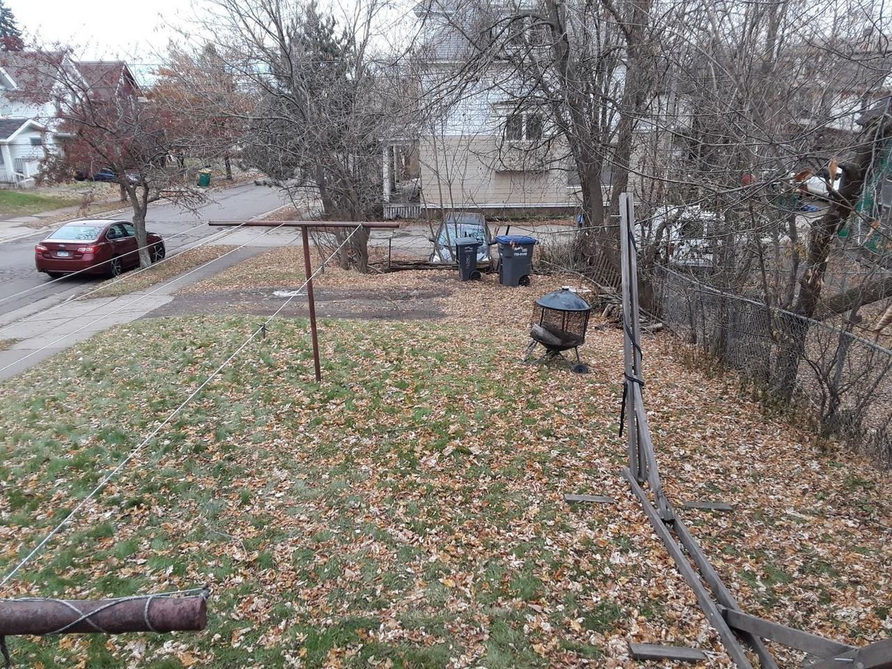 1032 E 6th St - Photo 2 of 12