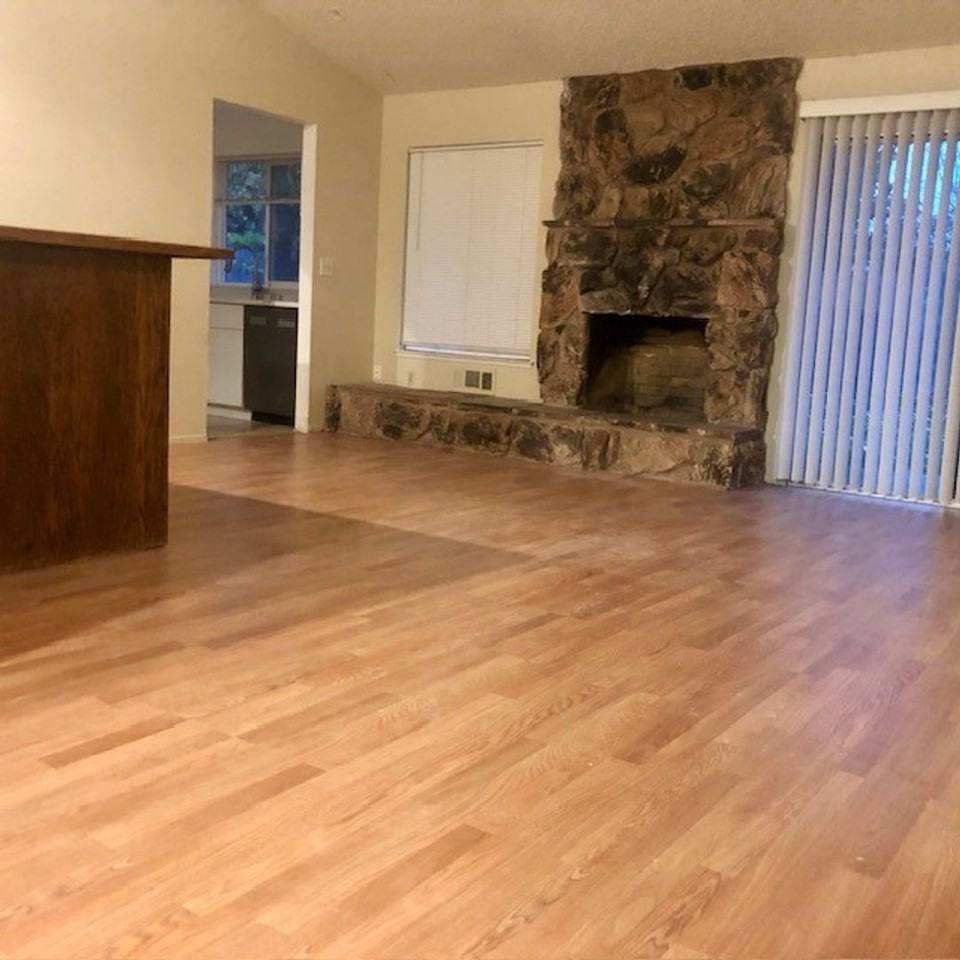 7520 Carriage Dr - Photo 6 of 29