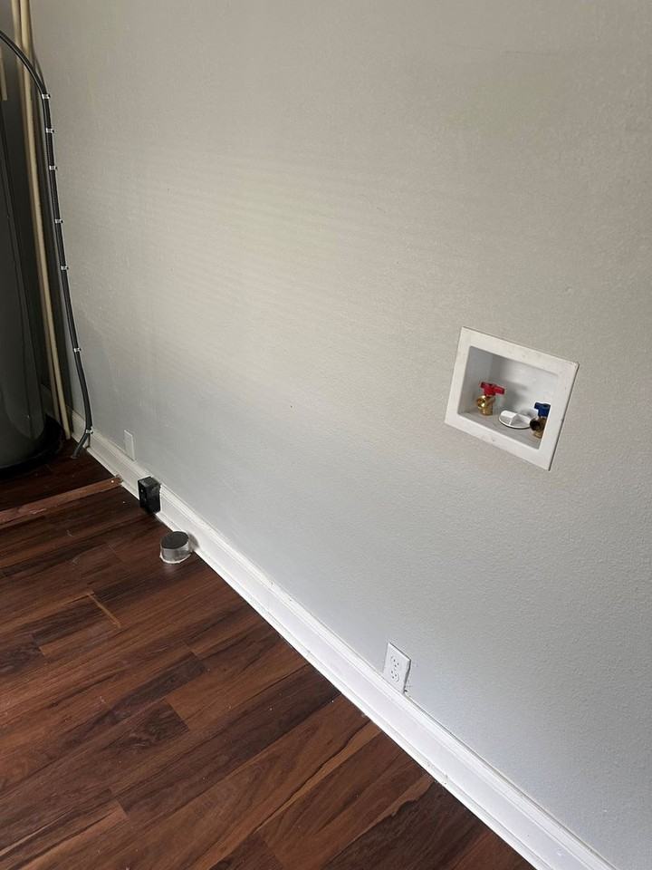 3425 Greenbrier Dr - Photo 5 of 16