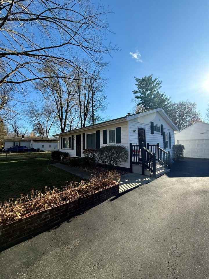 2702 Ashton Ave - Photo 2 of 19