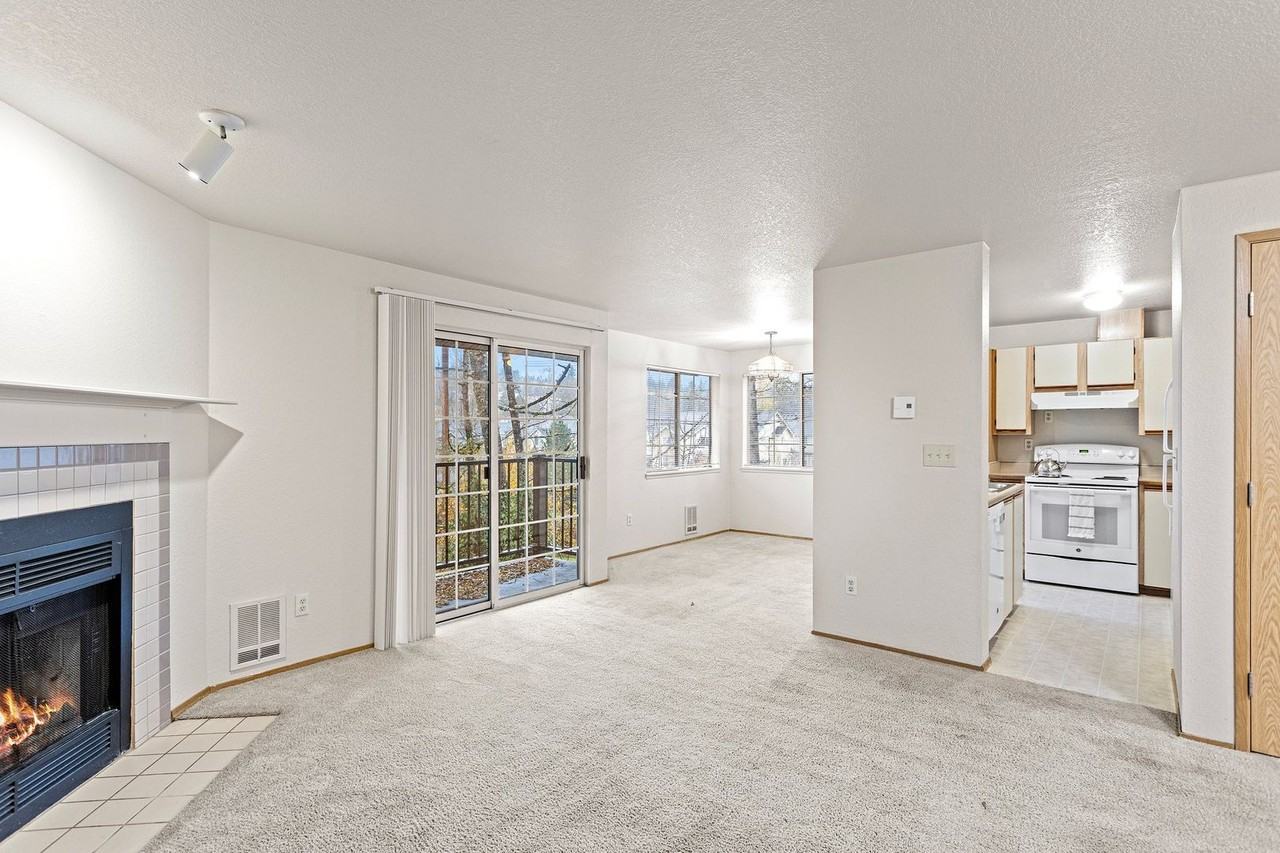 Heron View Apartment Homes - Photo 3 of 50