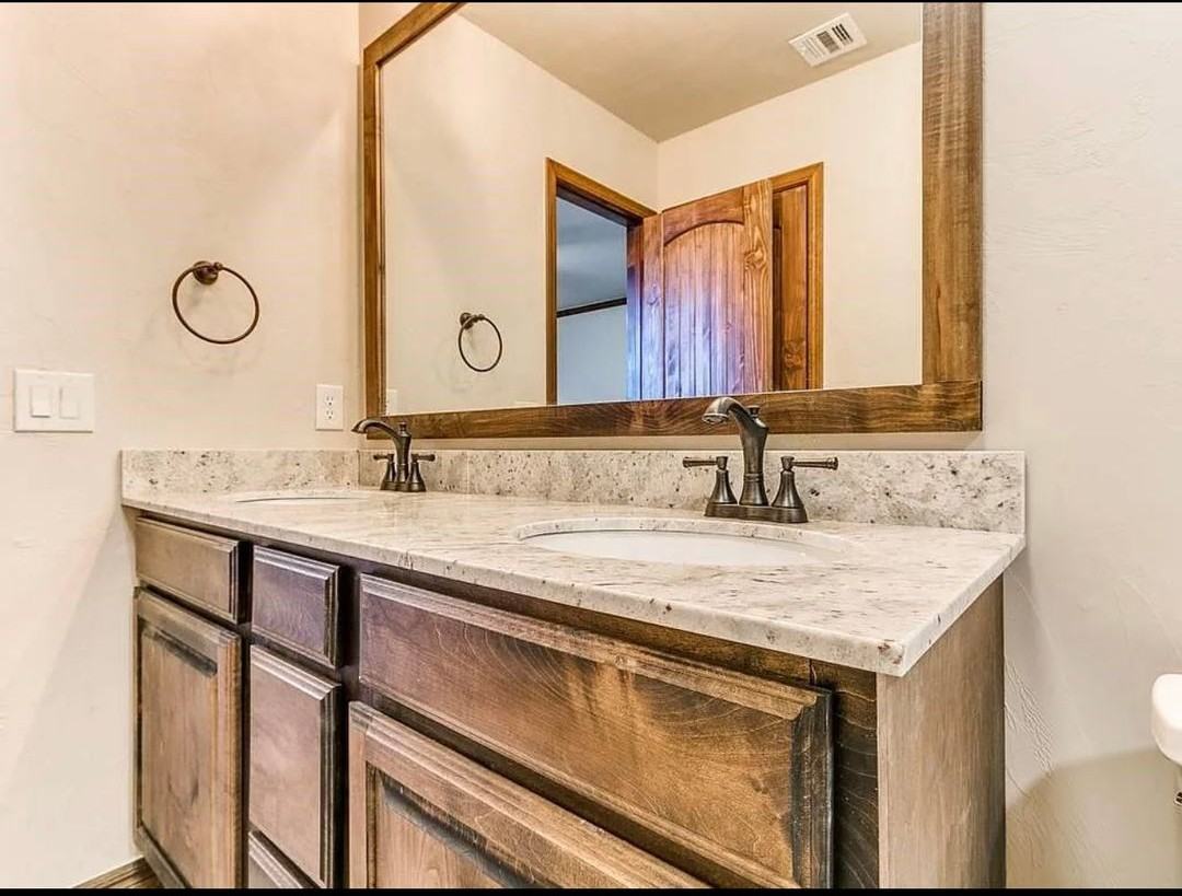 1216 Sw 100th Ter - Photo 6 of 13