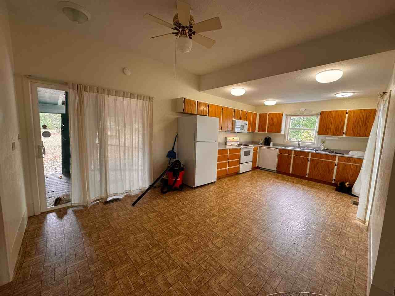 14125 Se Amity Dayton Hwy - Photo 4 of 10