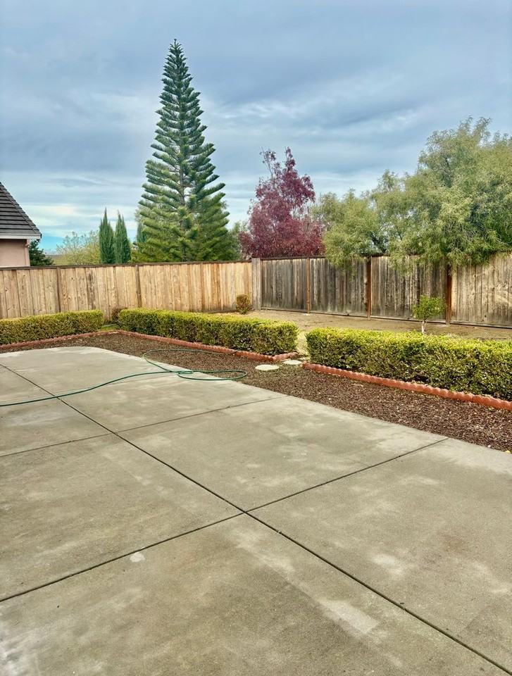 270 Cloverbrook Cir - Photo 7 of 22