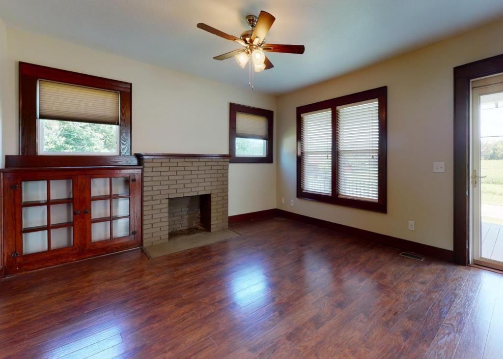 4390 Erwin Hwy - Photo 5 of 12