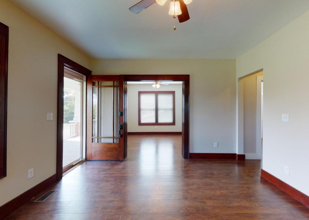 4390 Erwin Hwy - Photo 6 of 12