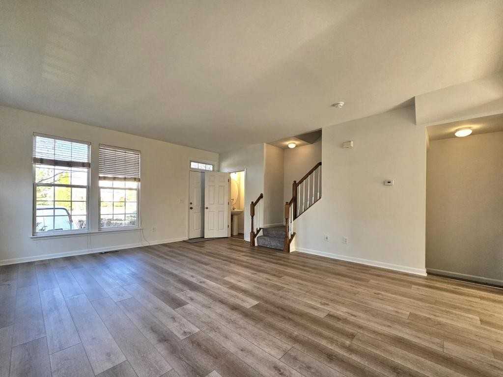 15326 Elizabeth Burbage Loop - Photo 3 of 22