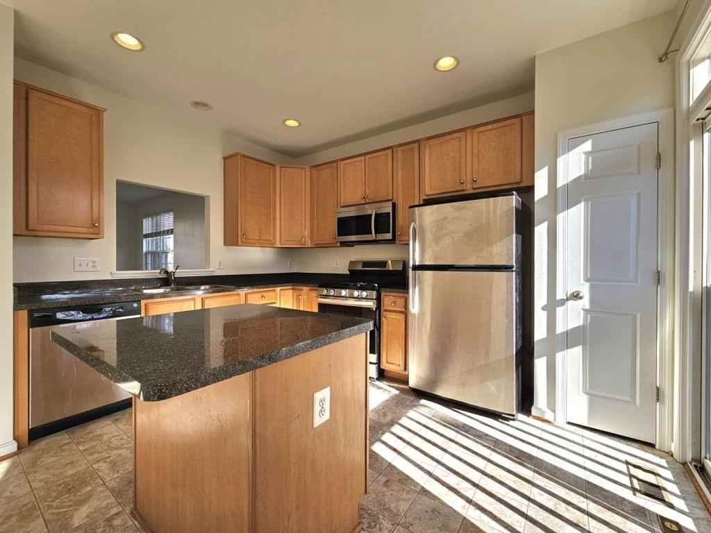 15334 Elizabeth Burbage Loop - Photo 6 of 22