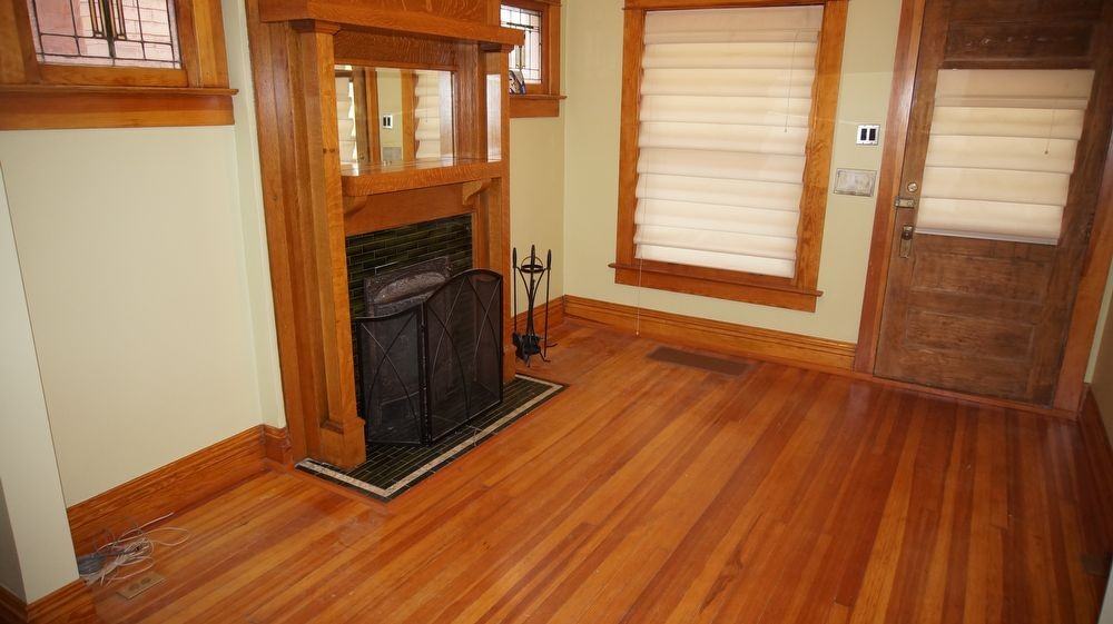 577 S Pearl St - Photo 3 of 11