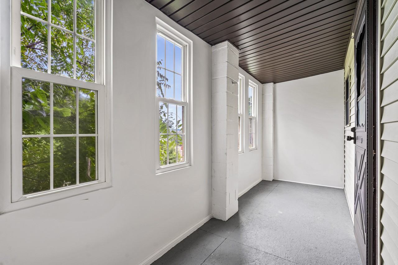 1505 Ridge Ave - Photo 2 of 17