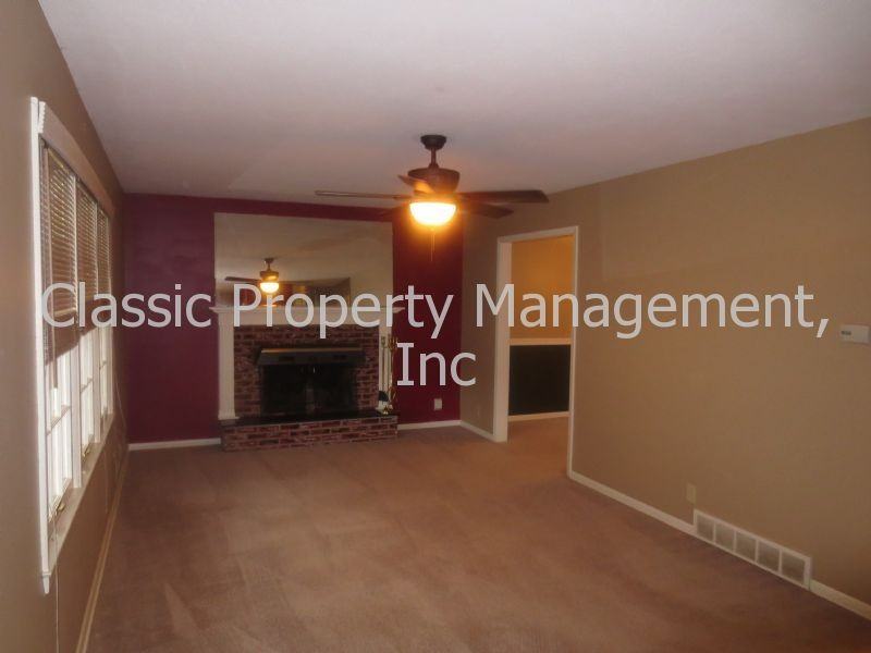 5012 N Michigan Ave - Photo 2 of 12