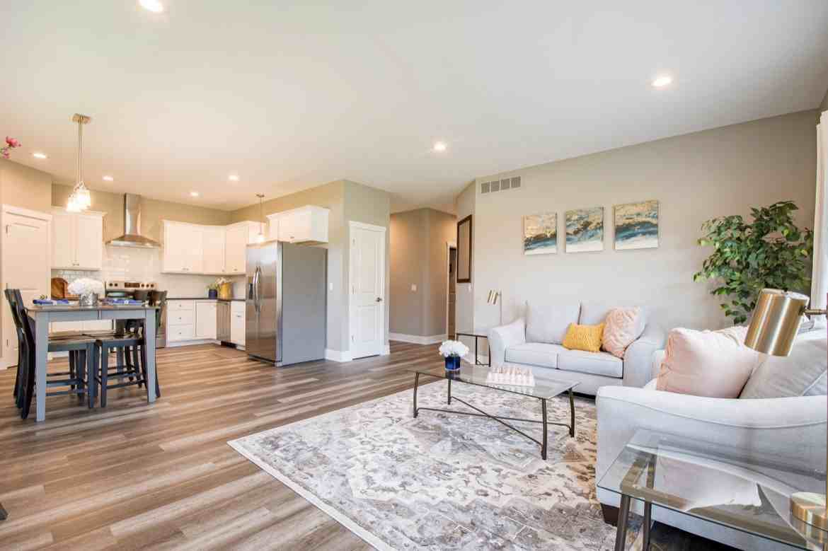 103 Percy Dr #1 - Photo 3 of 26