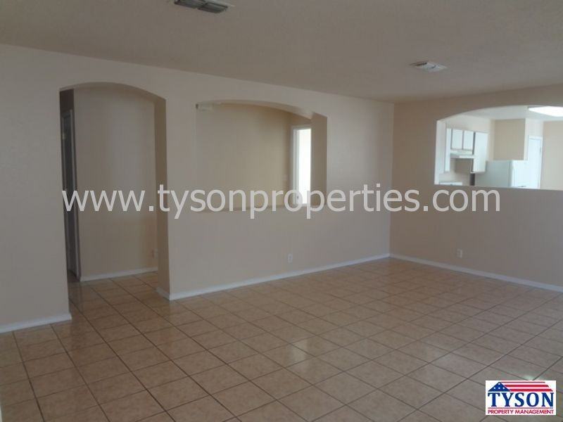 629 Honeylocust Pl NW - Photo 3 of 10