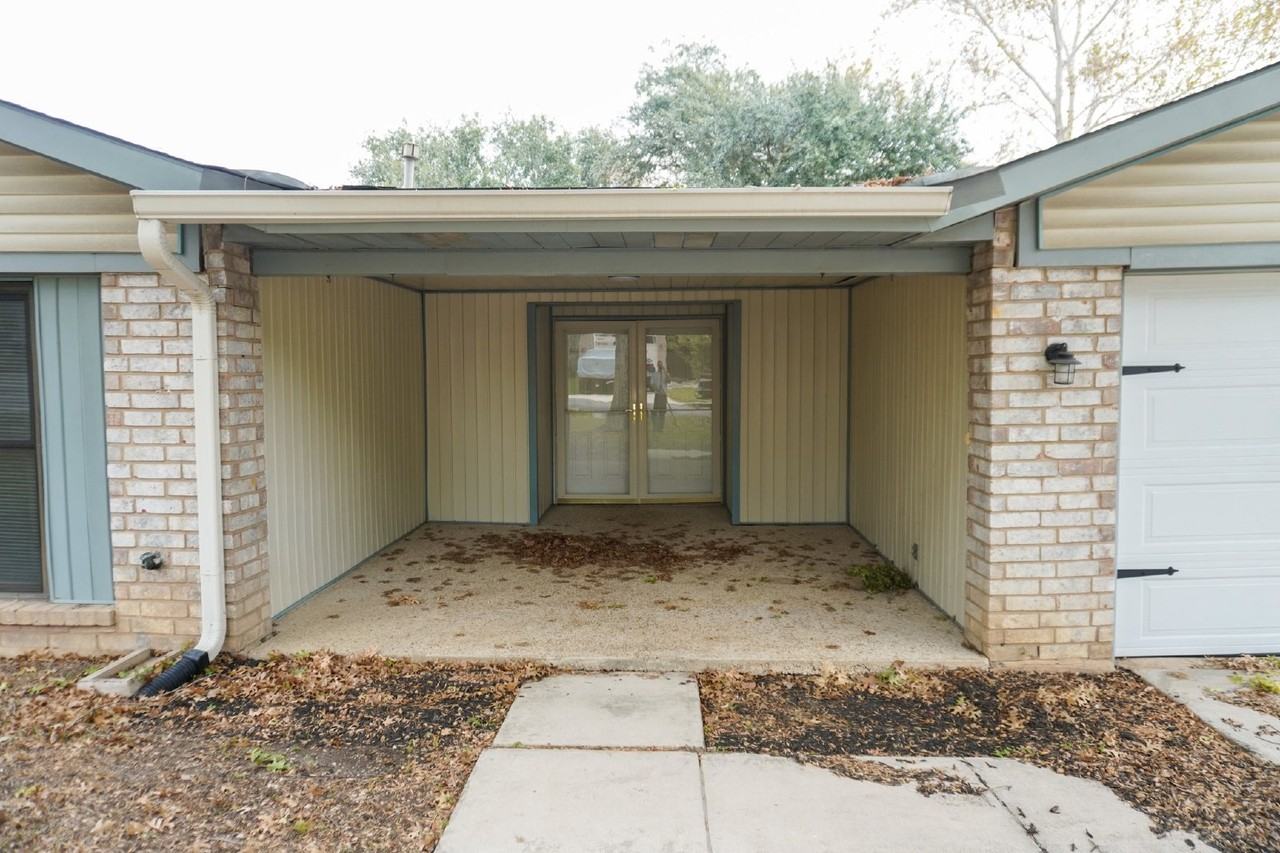 14414 Briarledge St - Photo 3 of 18