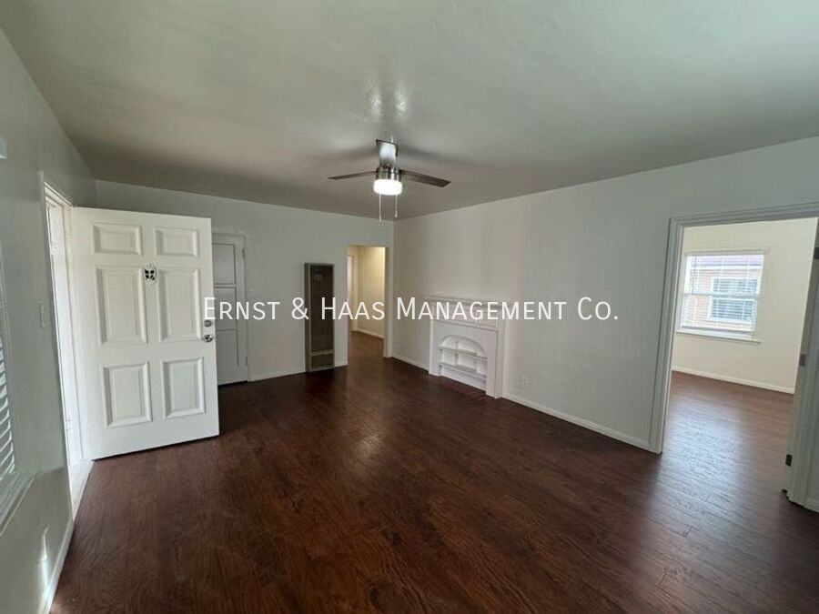 928 Gardenia Ave - Photo 3 of 23