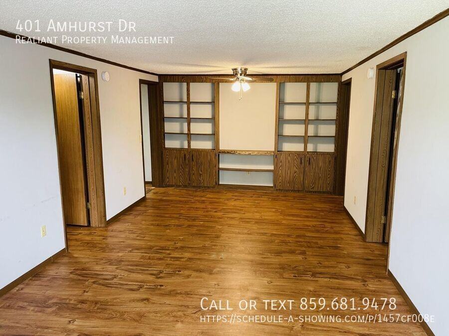 401 Amhurst Dr - Photo 2 of 10