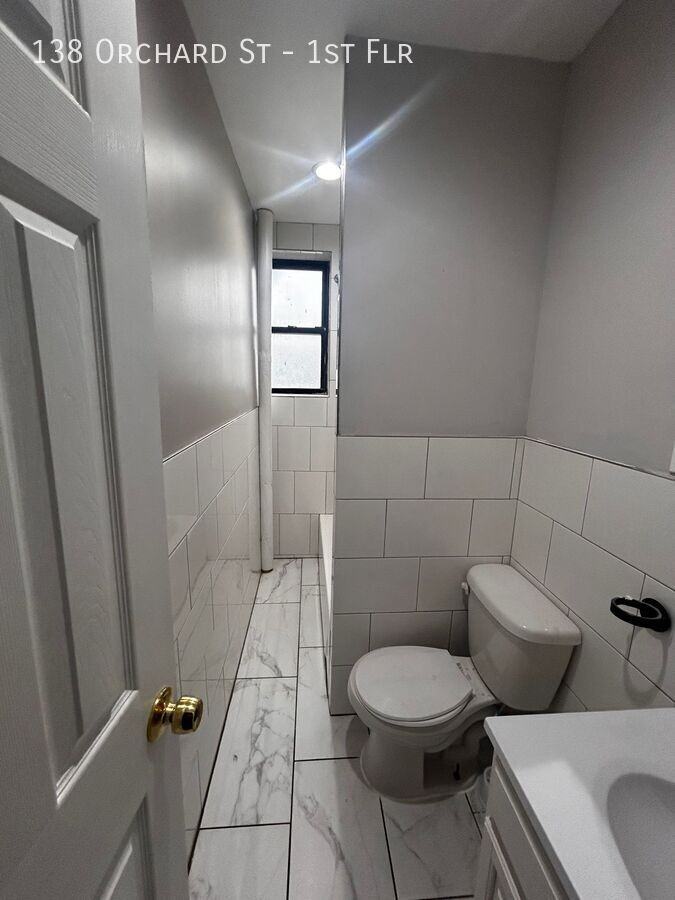 138 Orchard St #1stFL - Photo 2 of 7