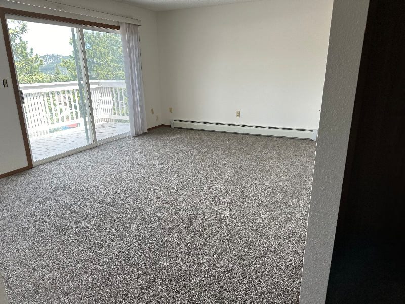 600 Moccasin Circle Dr #B6 - Photo 3 of 9