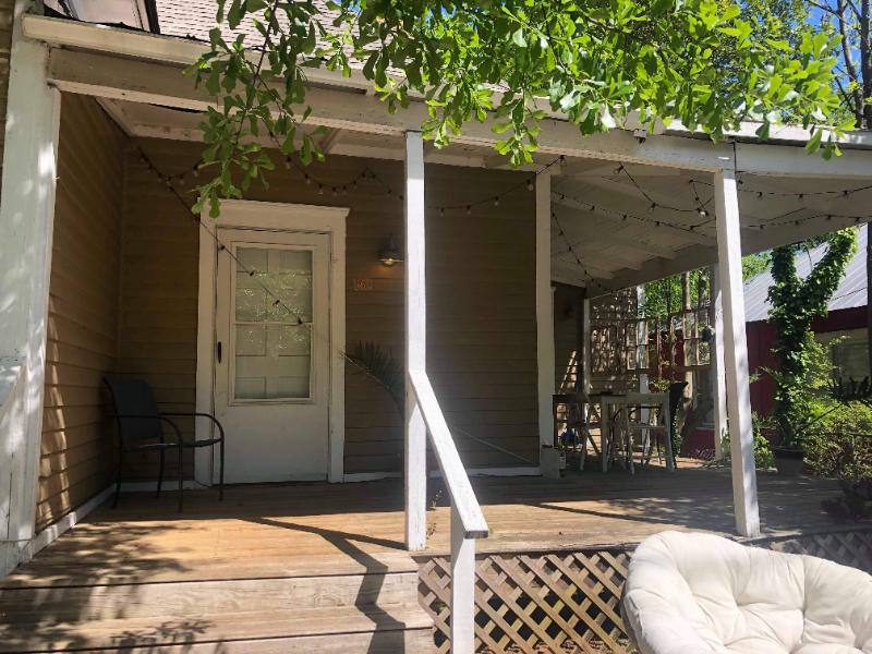 860 N Chase St - Photo 2 of 14