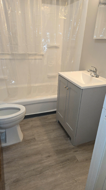 414 Taunton Pl - Photo 4 of 42