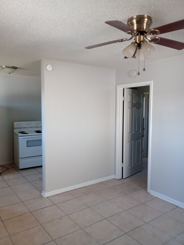 1206 Georgetown Rd #1206 - Photo 2 of 7