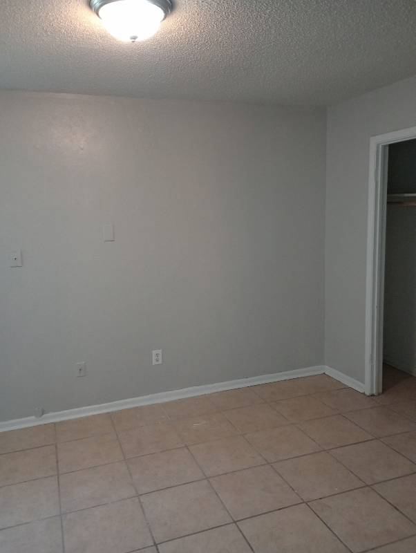 1206 Georgetown Rd #1206 - Photo 4 of 7