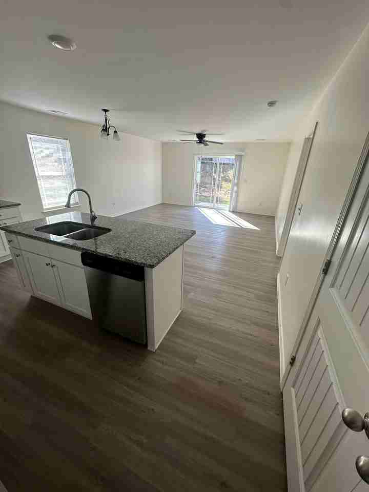 262 York St #2 - Photo 3 of 19