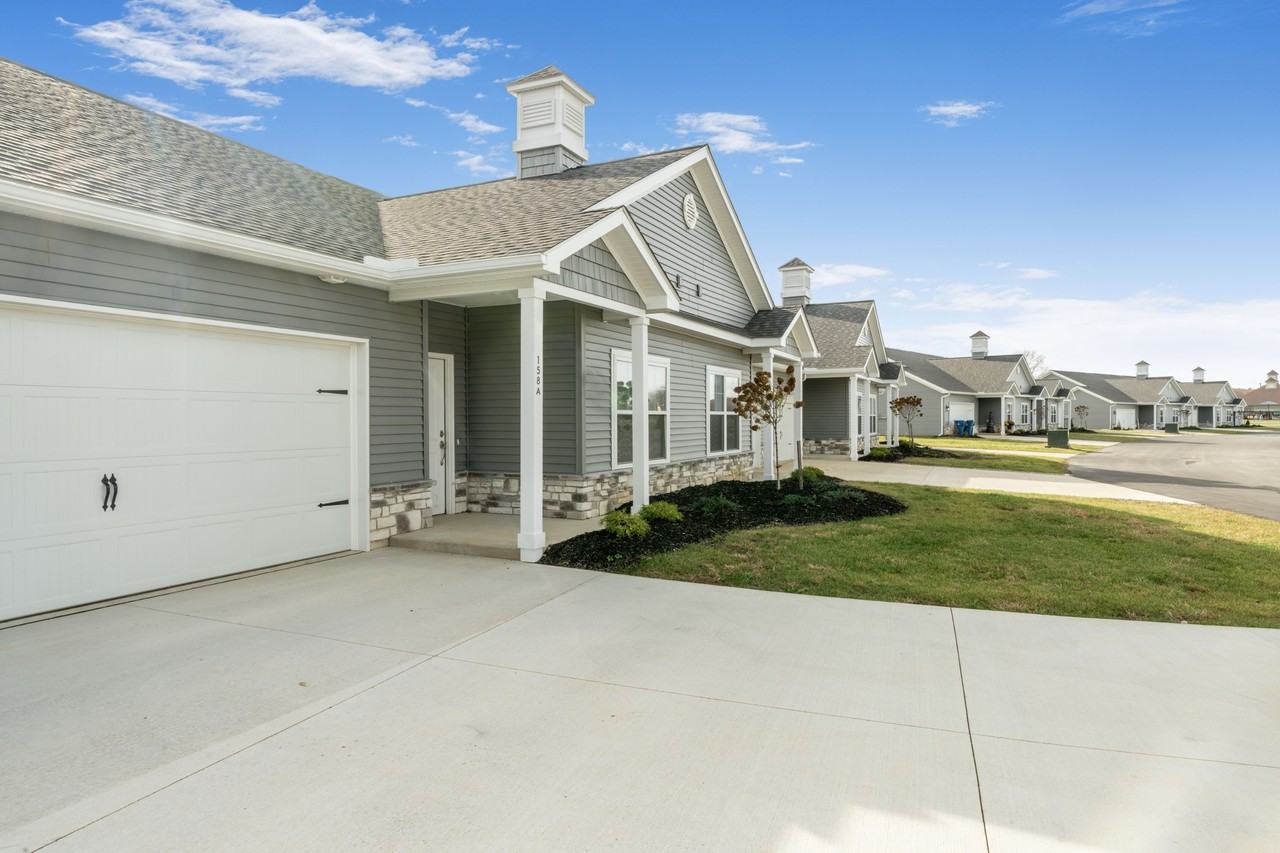 146 Crandall Drive - Photo 3 of 27