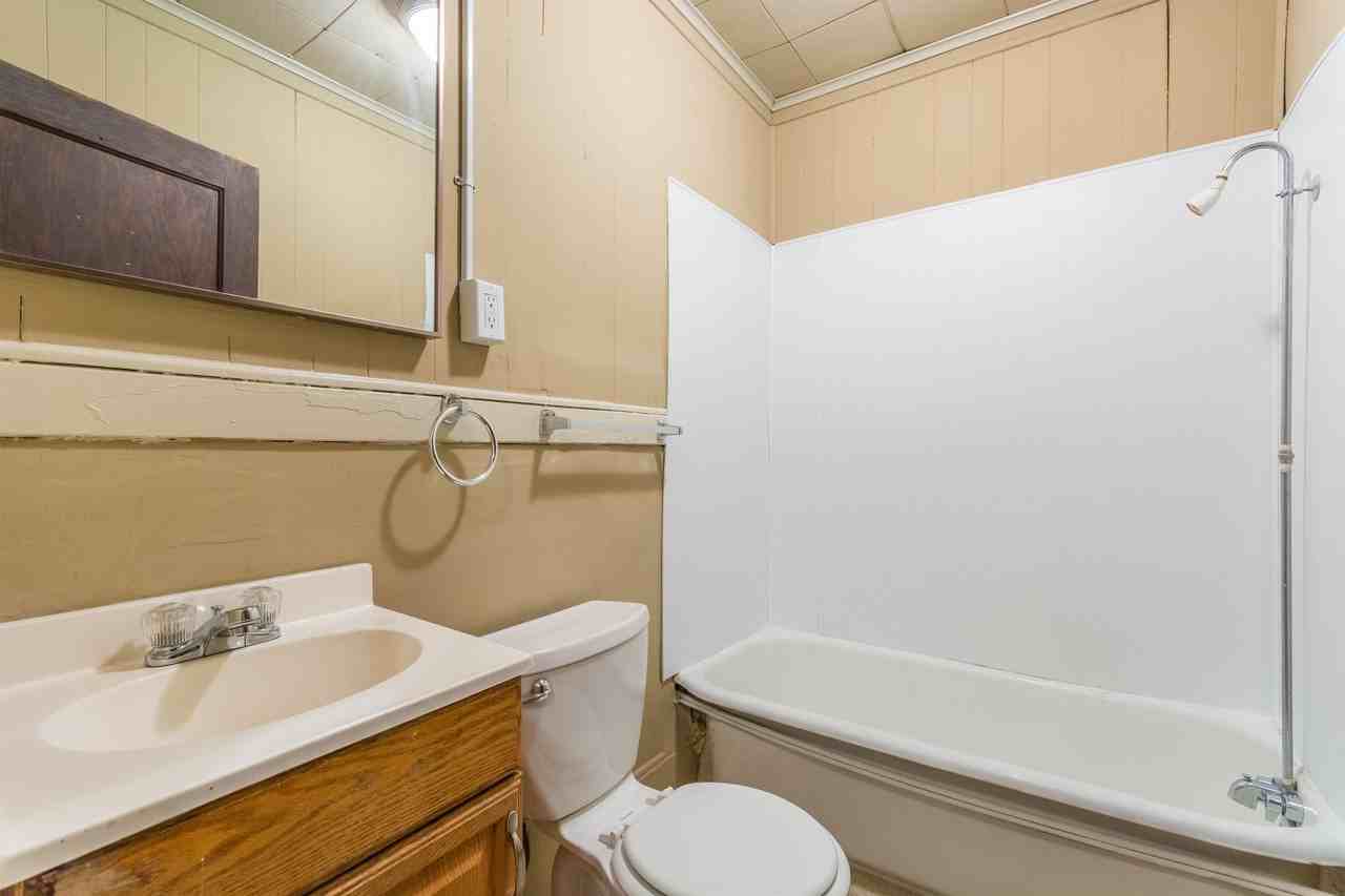 Valley View Apartments - Photo 7 of 24