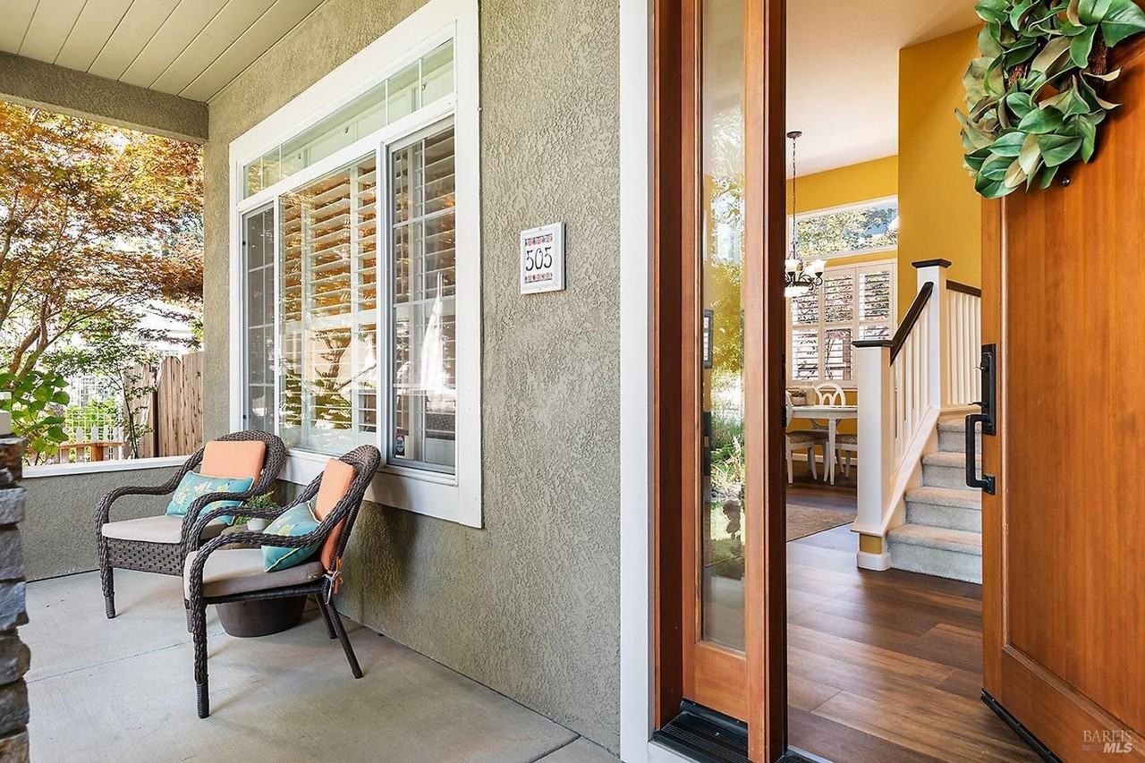 505 Buckeye Dr - Photo 4 of 40