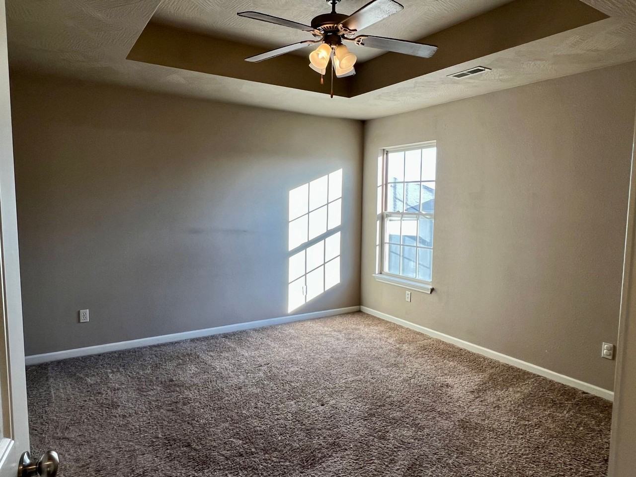 2406 W Bridlewood Trl - Photo 6 of 24