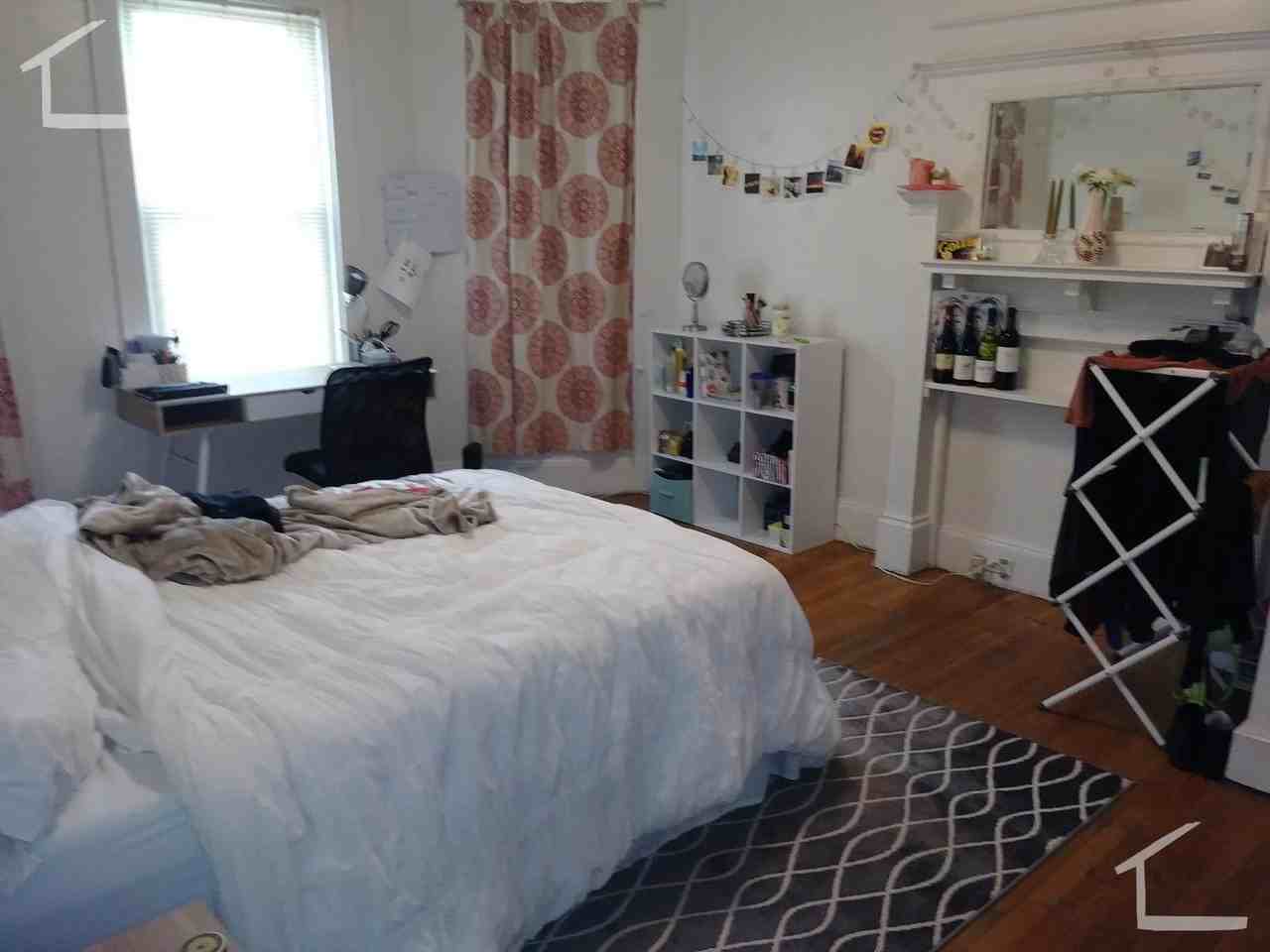 11 Gardner Ter - Photo 3 of 8