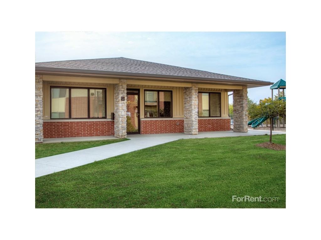 Melbourne Apartments - Photo 3 of 18